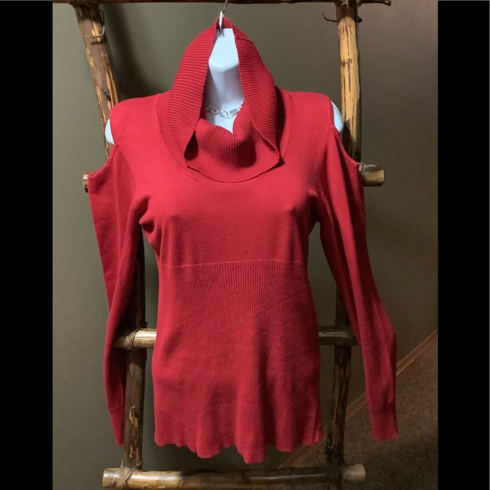 302 Red cold shoulder sweater turtleneck